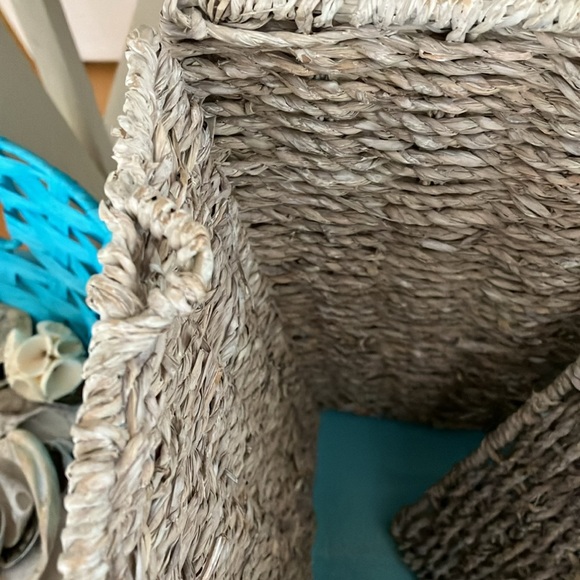 NIB Huntington Home Collapsible Sea Grass Basket, 13” x 13” x 13” - Picture 10 of 14
